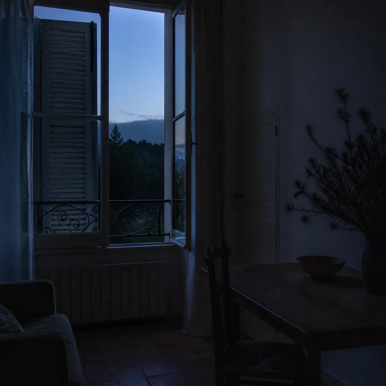 Le bleu après le doré